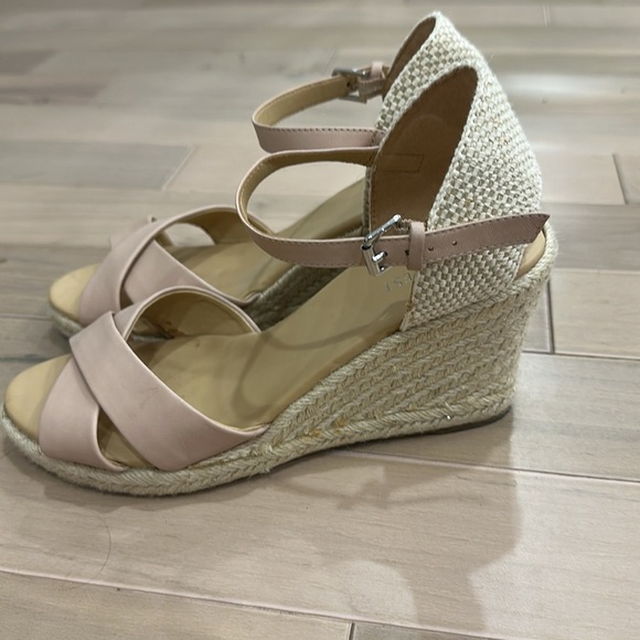 Nine West Jordyn espadrille pump Wedge Sandals
Size 9 - Picture 3 of 8
